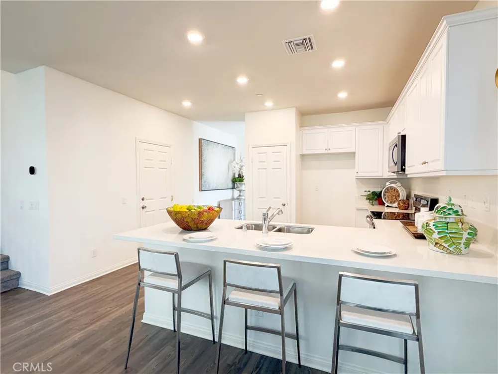 15981 Tanzinite Ln Chino, CA 91708