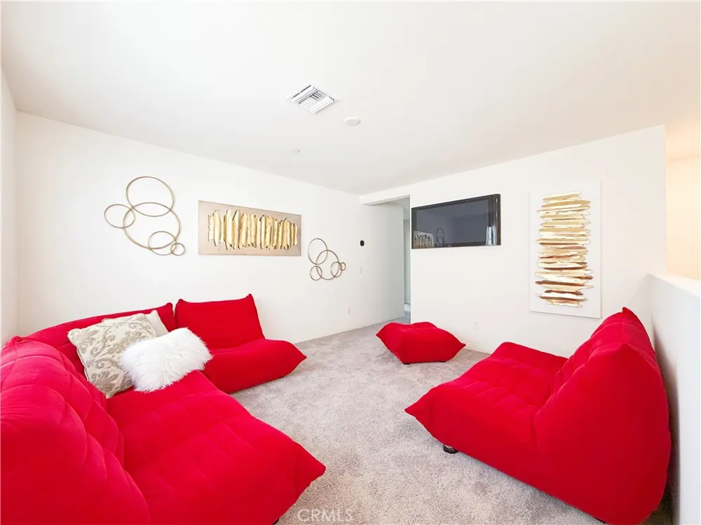 15981 Tanzinite Ln Chino, CA 91708