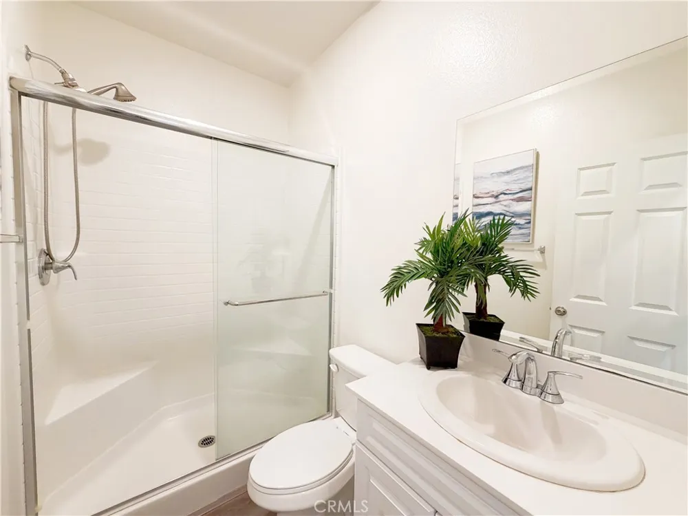 15981 Tanzinite Ln Chino, CA 91708
