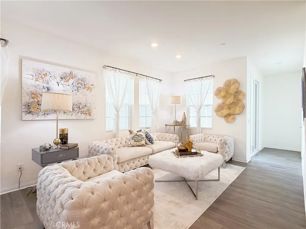 15981 Tanzinite Ln Chino, CA 91708