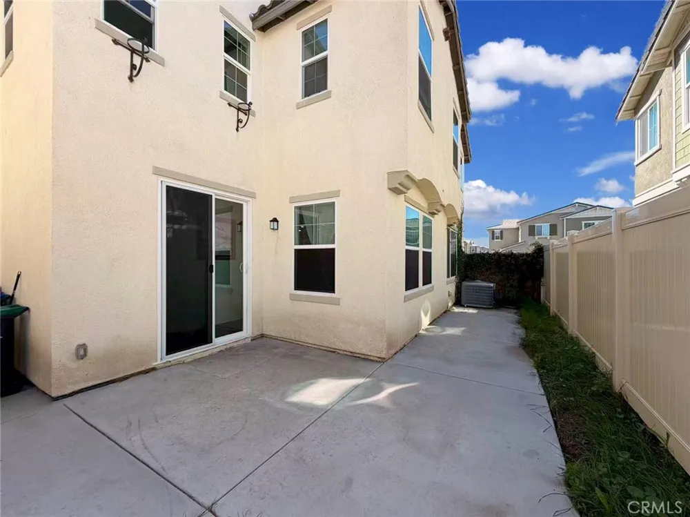 15981 Tanzinite Ln Chino, CA 91708