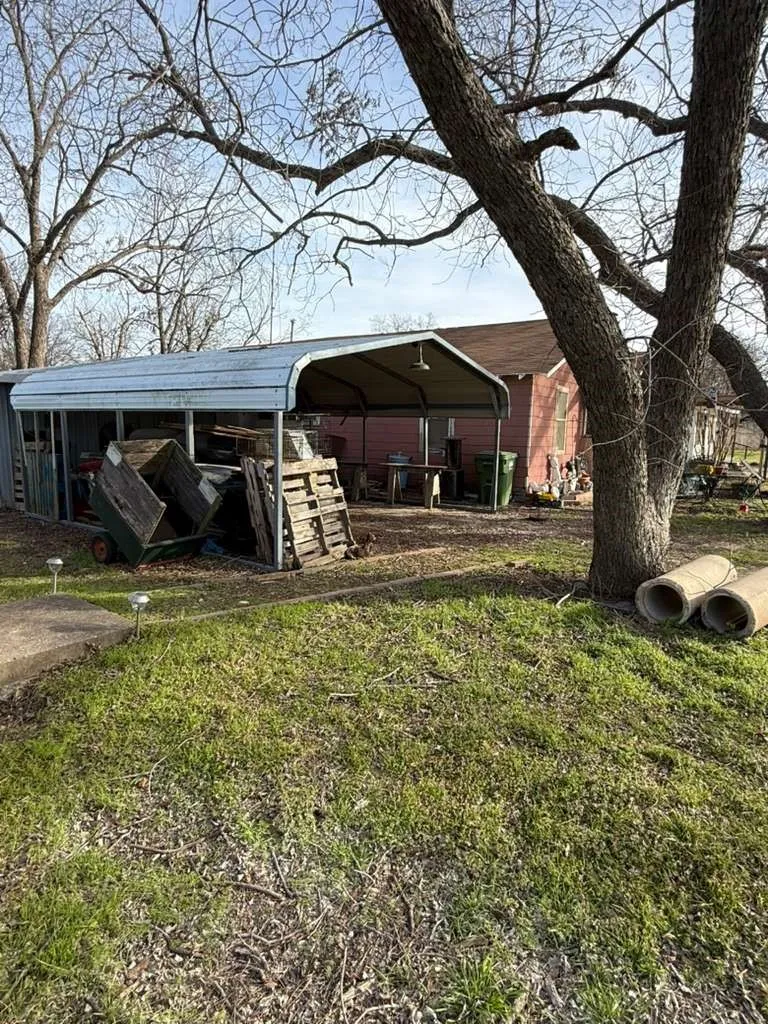 710 Whitney Street Morgan, TX 76671