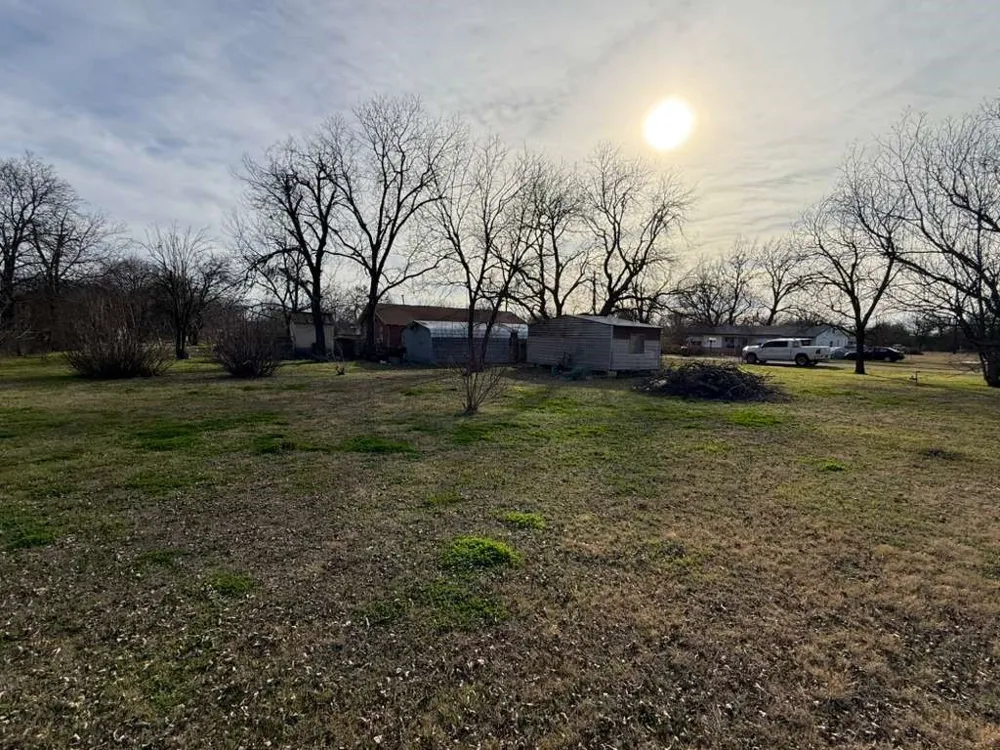 710 Whitney Street Morgan, TX 76671