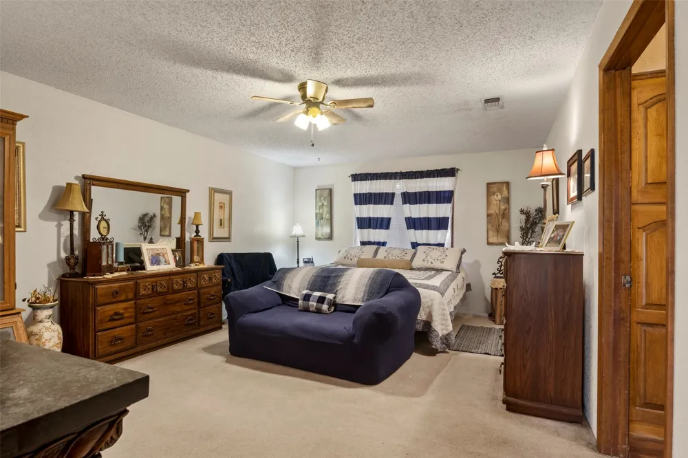 12869 US Highway 259 Omaha, TX 75571