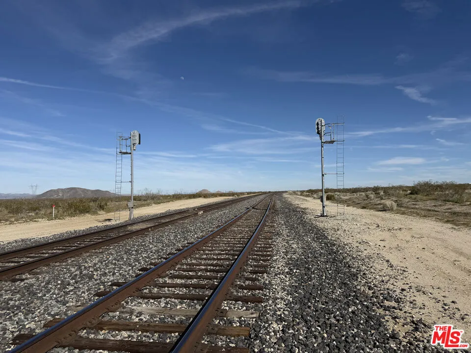 Vac/vic 195 STE/AVE U8 Palmdale, CA 93551