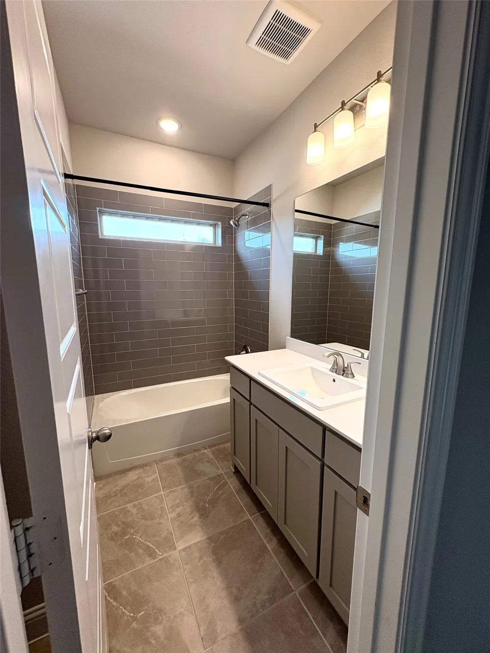 1408 Bearpath Way Gunter, TX 75058