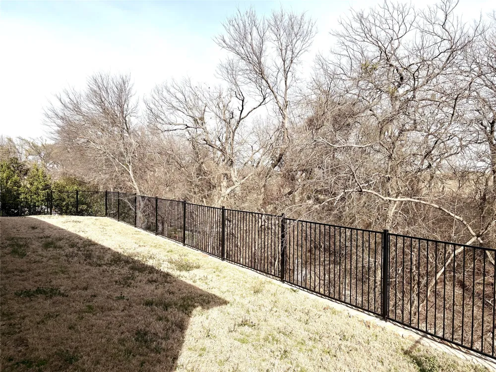 1408 Bearpath Way Gunter, TX 75058