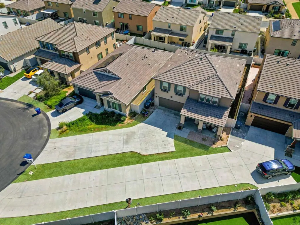 27924 Barley Court Valley Center, CA 92082