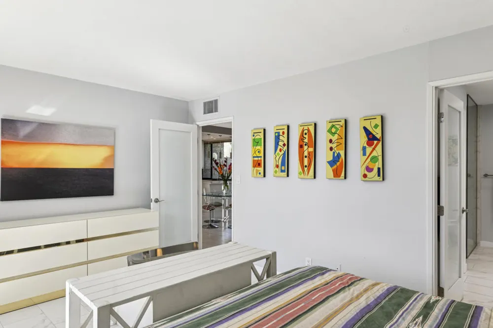 1715 E El Alameda Palm Springs, CA 92262