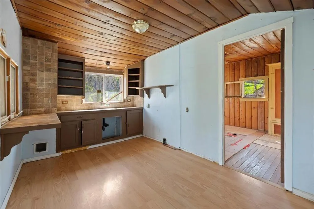 31500 Lake Shore Drive Redlands, CA 92373