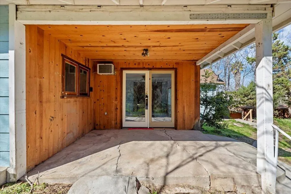 31500 Lake Shore Drive Redlands, CA 92373