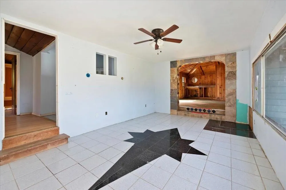 31500 Lake Shore Drive Redlands, CA 92373