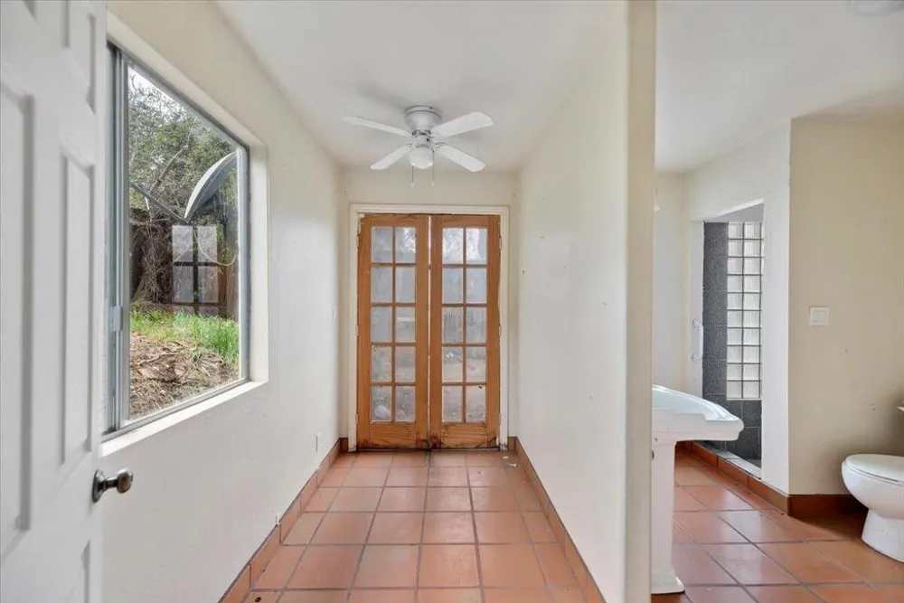 31500 Lake Shore Drive Redlands, CA 92373