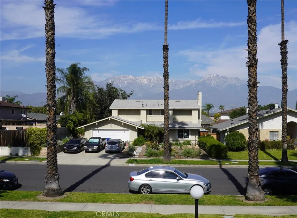 1978 E 5th Ontario, CA 91764