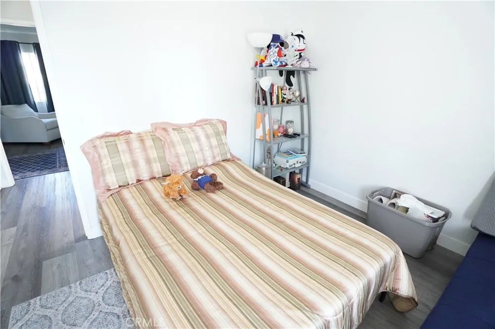 1978 E 5th Ontario, CA 91764