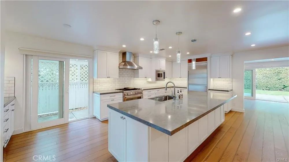 3119 Mesa Verde Drive Burbank, CA 91504