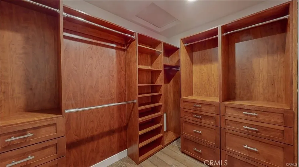 3119 Mesa Verde Drive Burbank, CA 91504