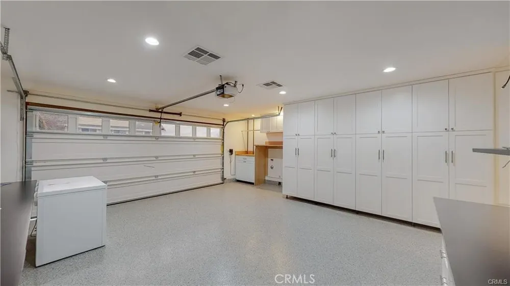 3119 Mesa Verde Drive Burbank, CA 91504