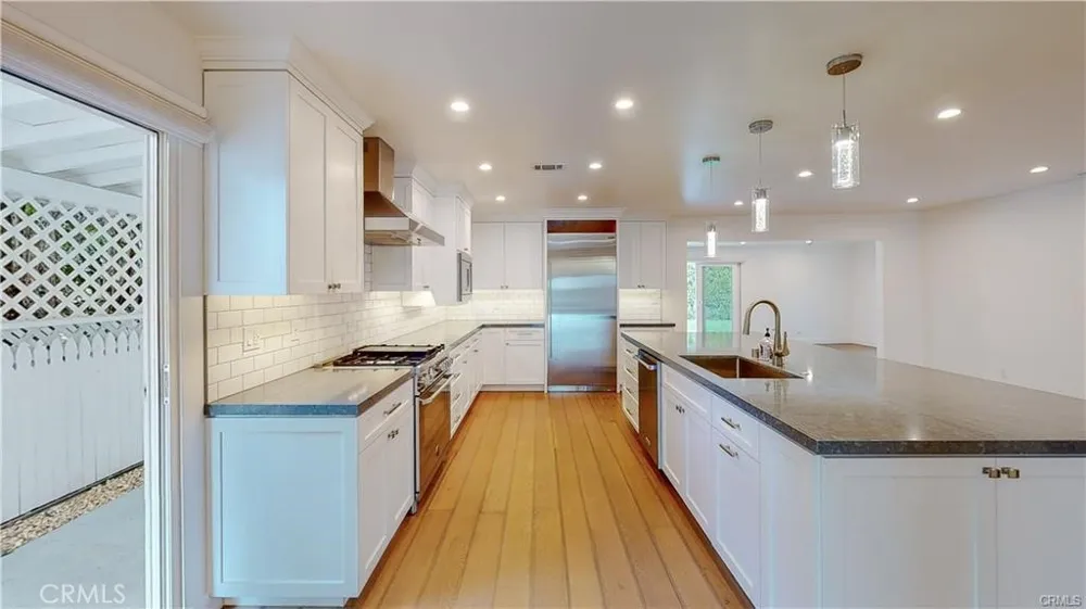 3119 Mesa Verde Drive Burbank, CA 91504
