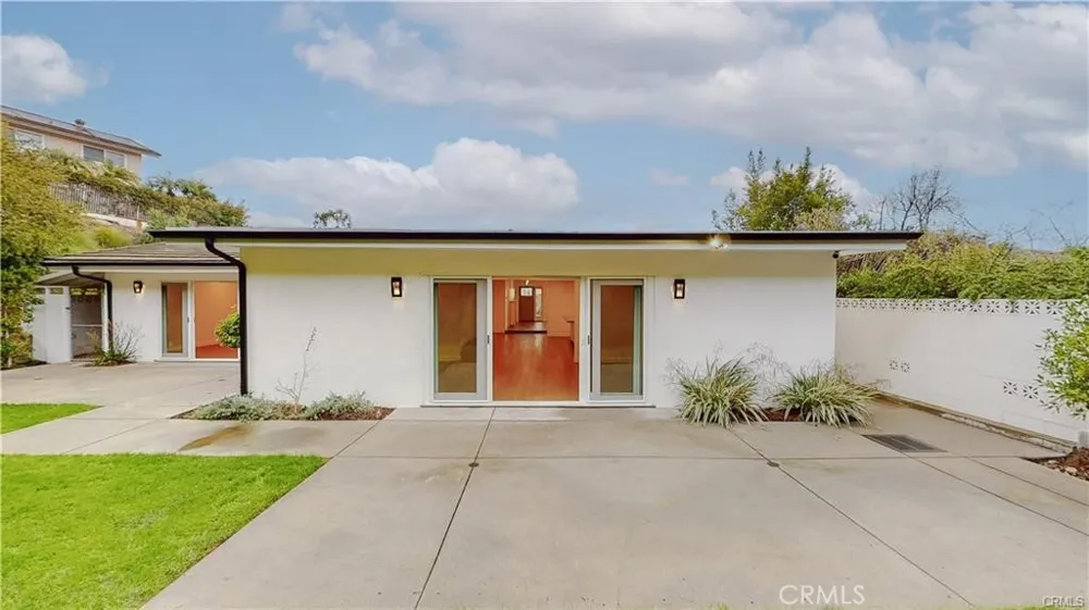 3119 Mesa Verde Drive Burbank, CA 91504