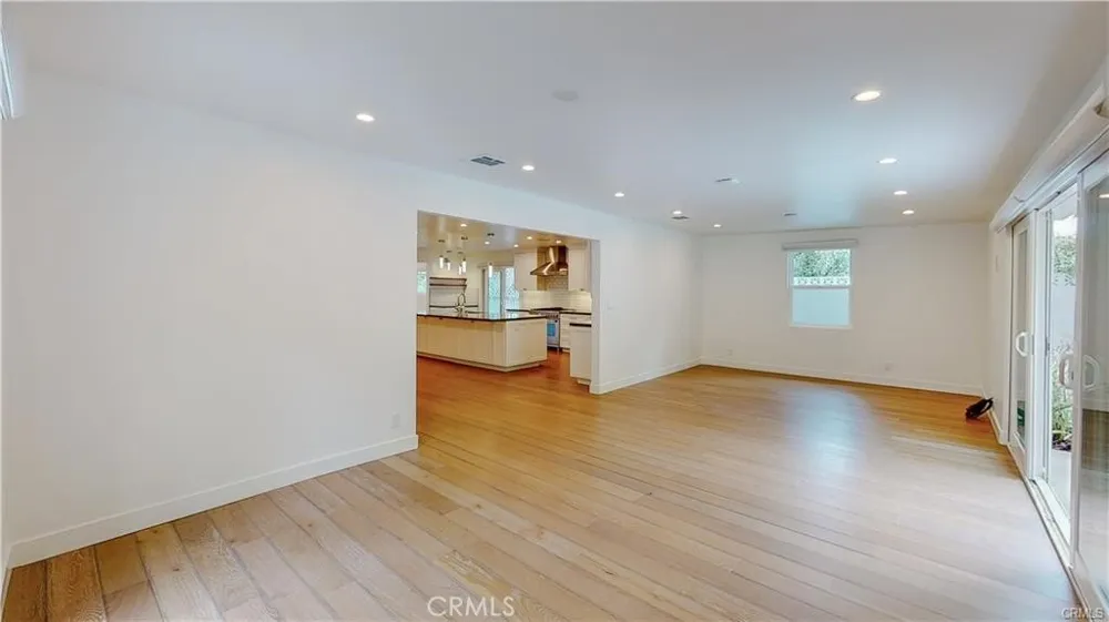 3119 Mesa Verde Drive Burbank, CA 91504