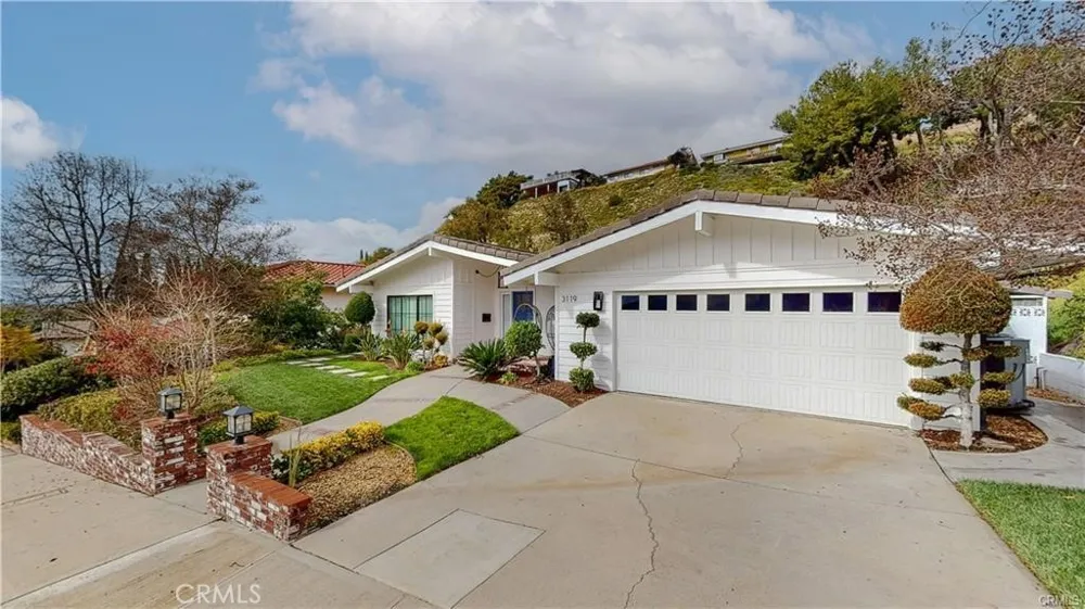 3119 Mesa Verde Drive Burbank, CA 91504