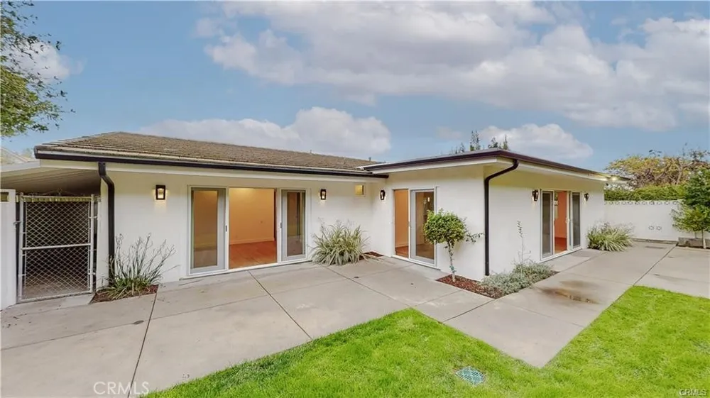 3119 Mesa Verde Drive Burbank, CA 91504