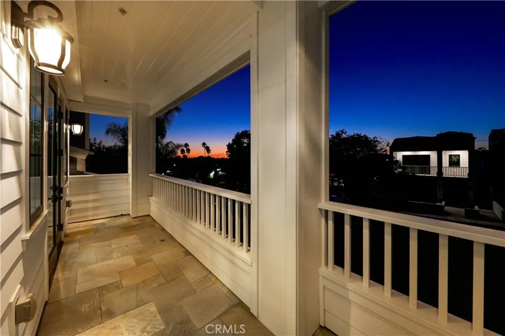 512 Jasmine Avenue Corona del Mar, CA 92625