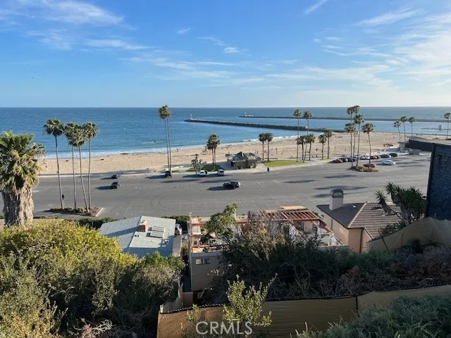 512 Jasmine Avenue Corona del Mar, CA 92625