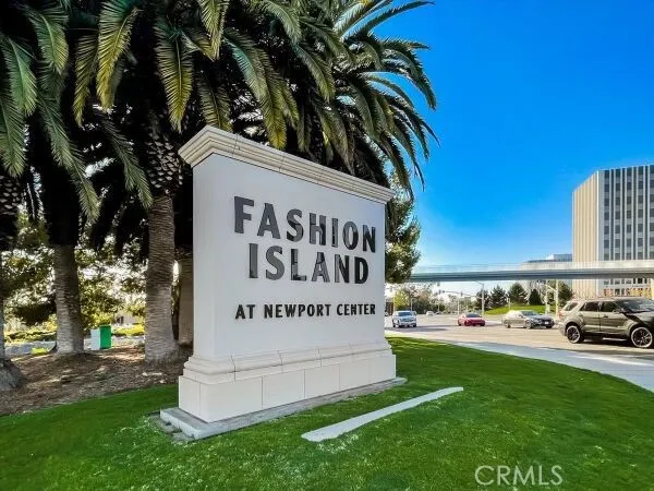 512 Jasmine Avenue Corona del Mar, CA 92625