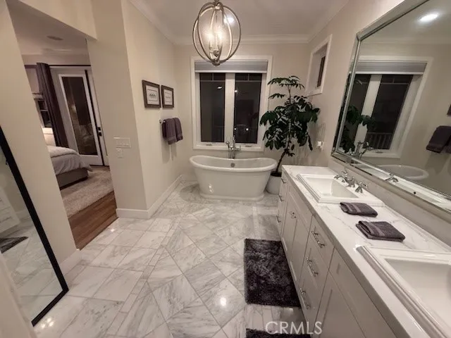 512 Jasmine Avenue Corona del Mar, CA 92625