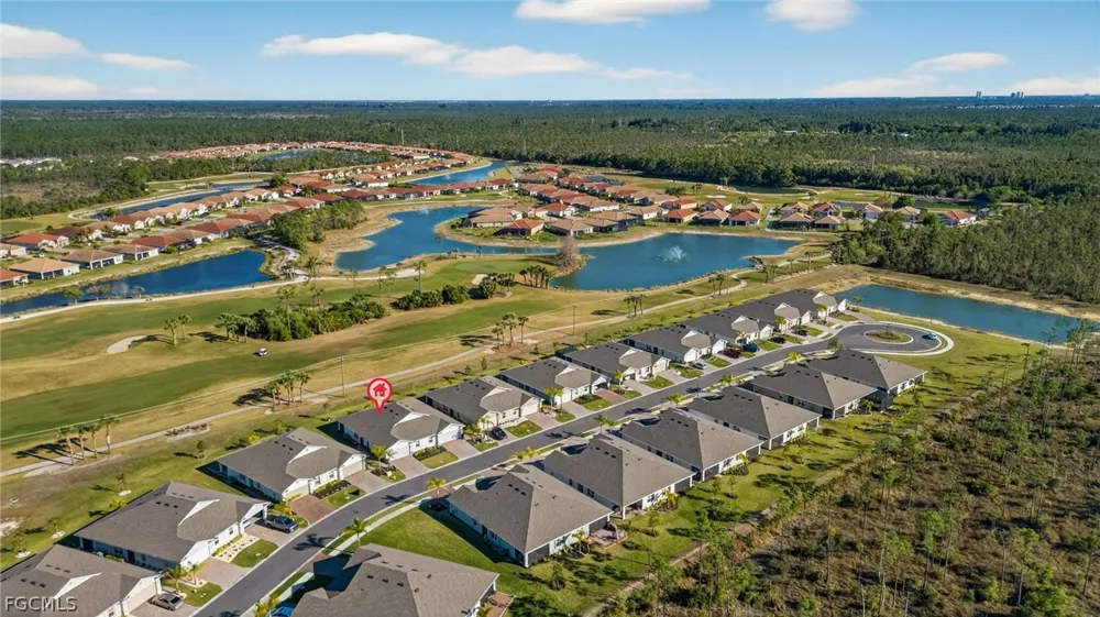 Camino Torcido Loop North Fort Myers, FL 33917