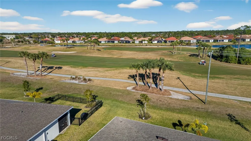 Camino Torcido Loop North Fort Myers, FL 33917