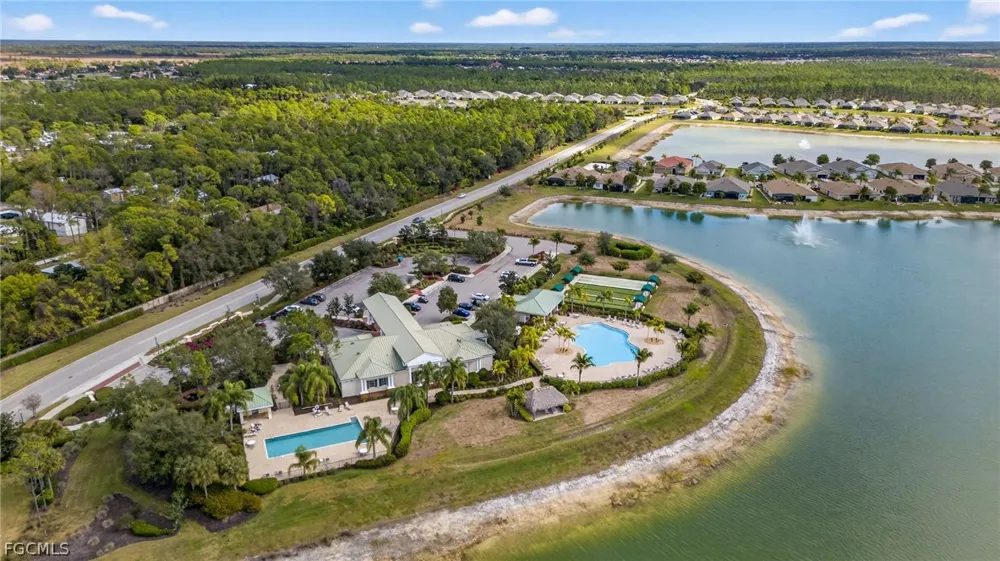 Camino Torcido Loop North Fort Myers, FL 33917