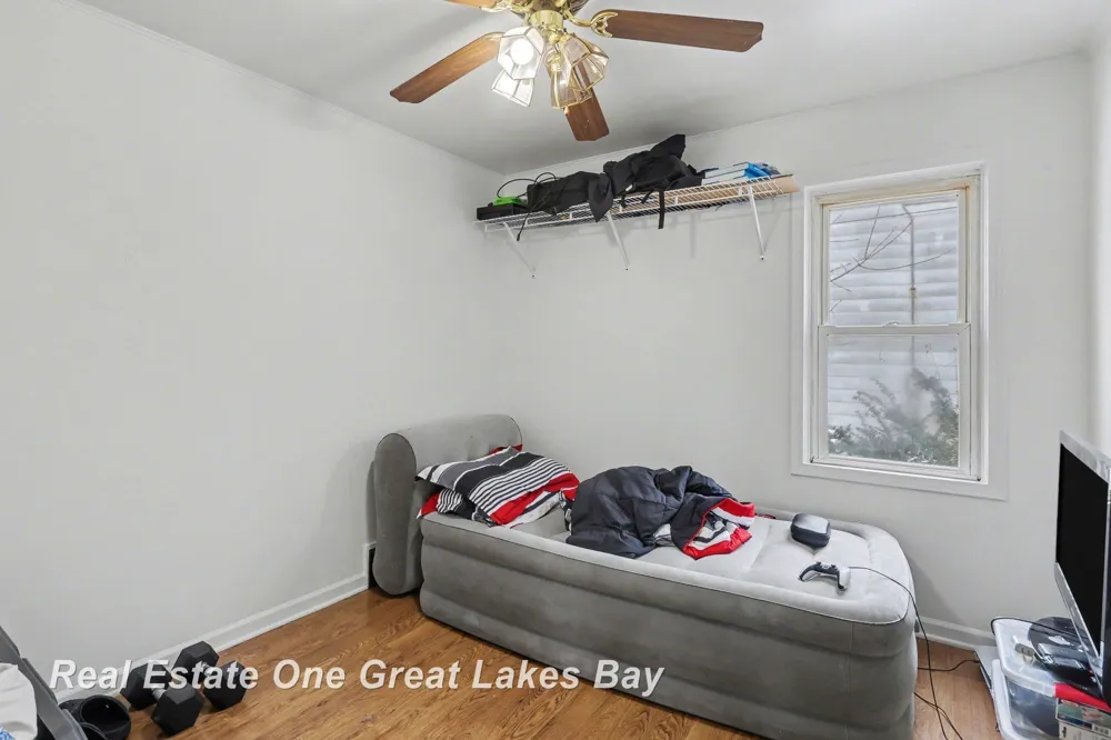 1943 Ottawa Street Saginaw City, MI 48602