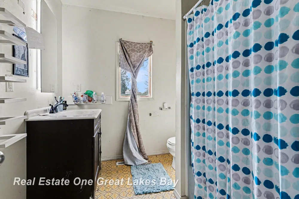 2216 Allison Street Buena Vista Charter Township, MI 48601