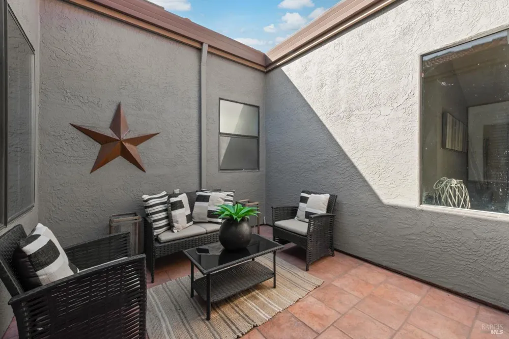 69 Fountain Grove Circle Napa, CA 94558
