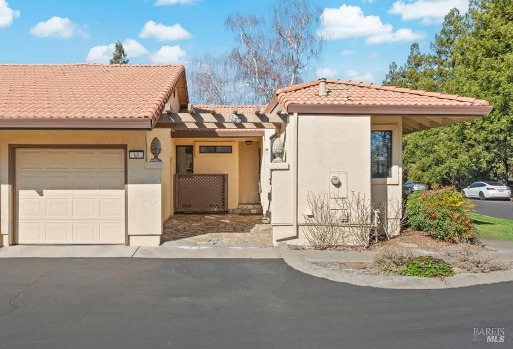 69 Fountain Grove Circle Napa, CA 94558
