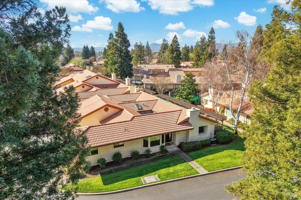 69 Fountain Grove Circle Napa, CA 94558