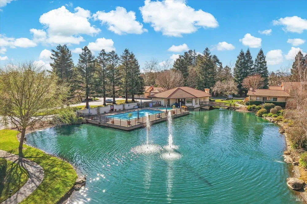 69 Fountain Grove Circle Napa, CA 94558