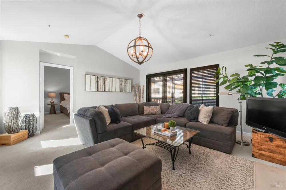 69 Fountain Grove Circle Napa, CA 94558