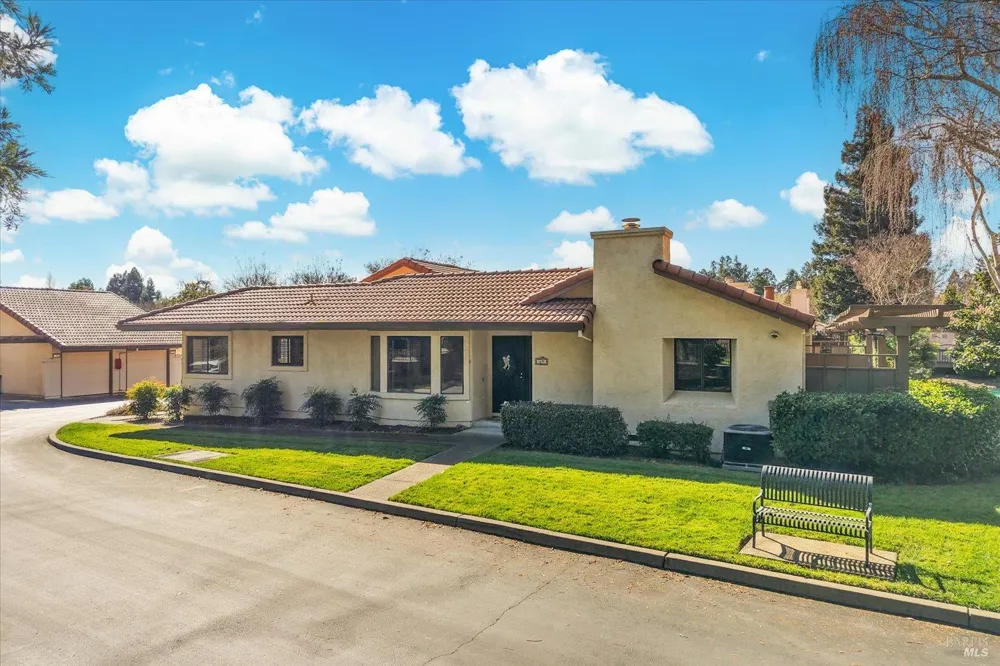 69 Fountain Grove Circle Napa, CA 94558