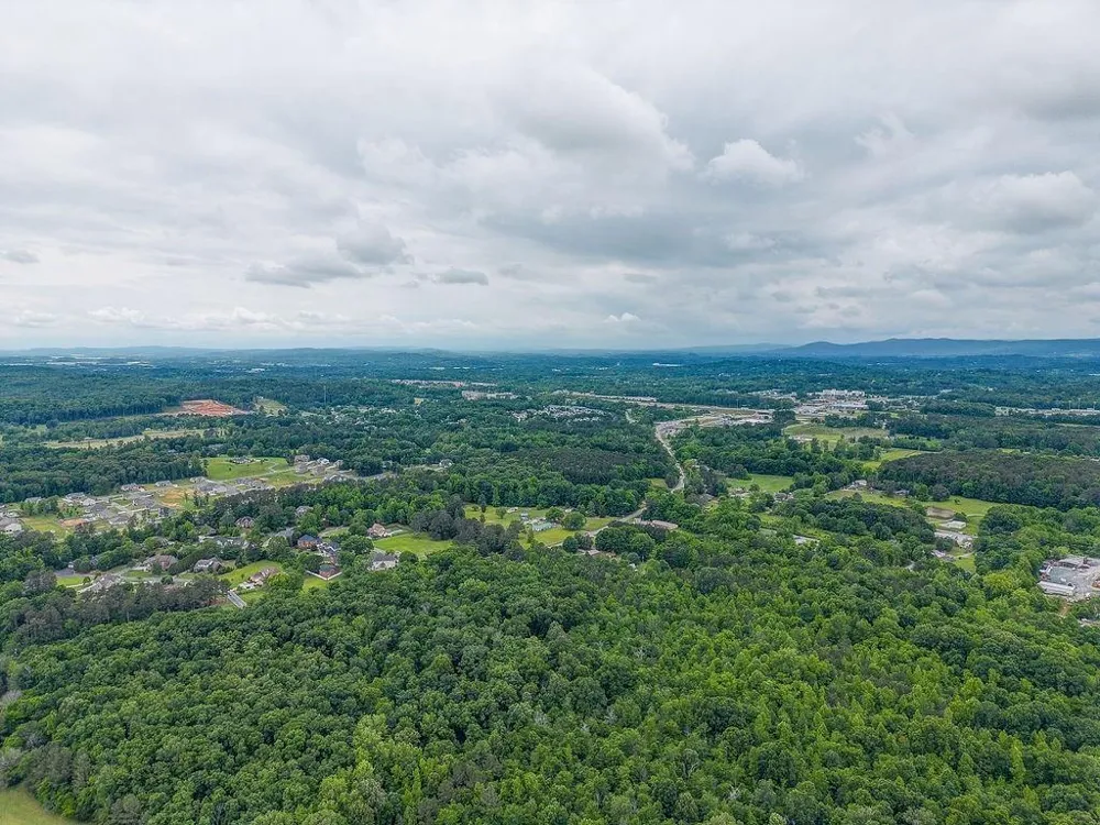 2148 Red Bud Road NE Calhoun, GA 30701