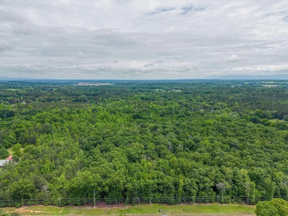 2148 Red Bud Road NE Calhoun, GA 30701