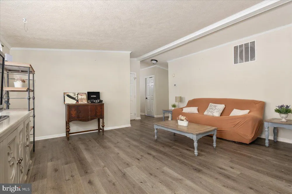 1501 S TIMBER RIDGE ROAD Cross Junction, VA 22625