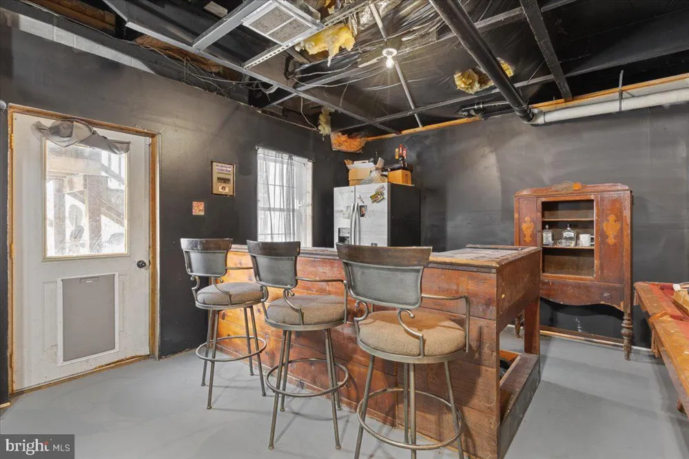 1501 S TIMBER RIDGE ROAD Cross Junction, VA 22625