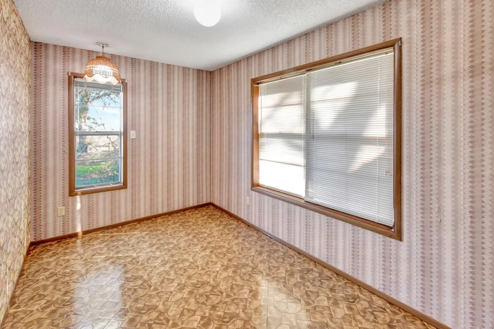 10957 Us Highway 77 Schulenburg, TX 78956
