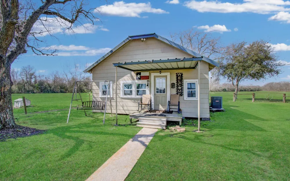 2738 Fm 1942 Road Crosby, TX 77532