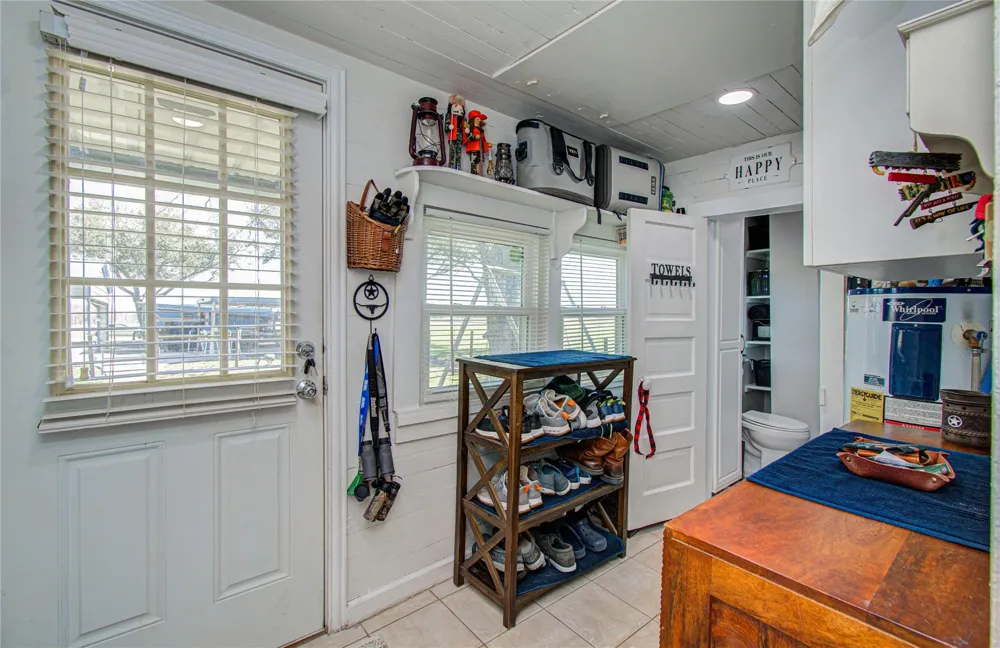 2738 Fm 1942 Road Crosby, TX 77532