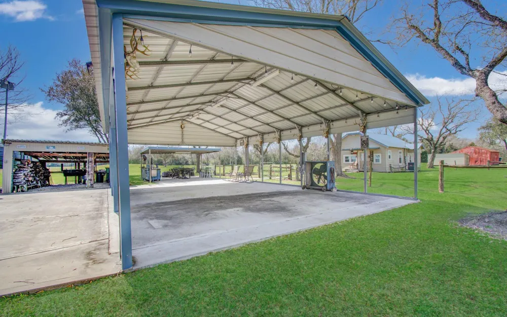 2738 Fm 1942 Road Crosby, TX 77532